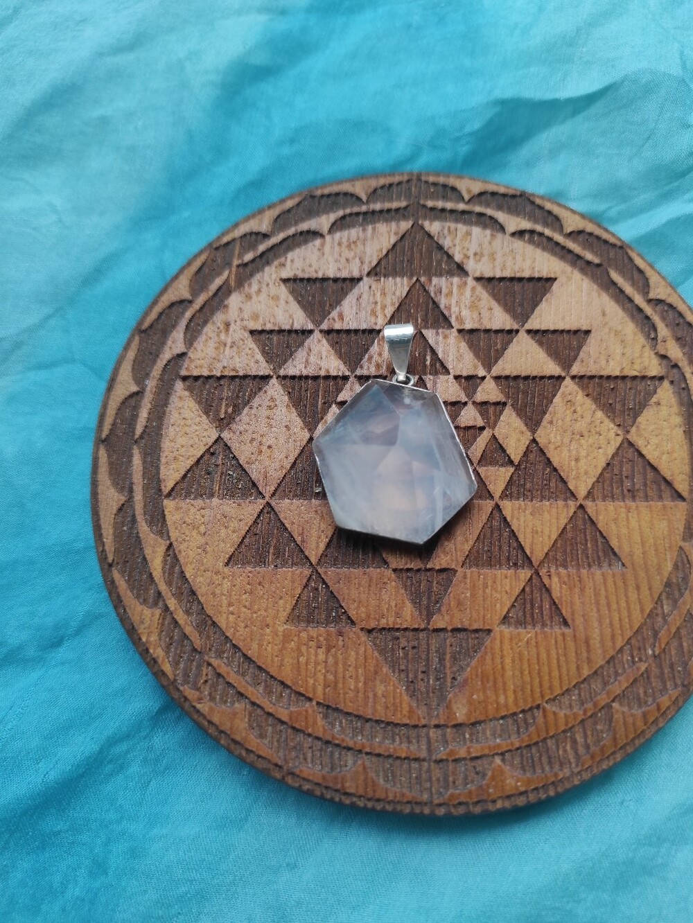Rose Quartz Pendant 🌹